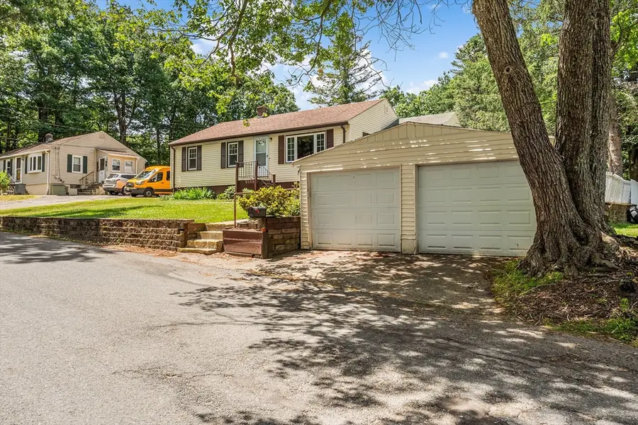 90 Towtaid St, Cherry Valley, MA 01611 - #3