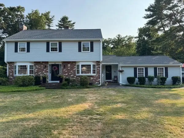 98 Sherwood Lane, Raynham, MA 02767