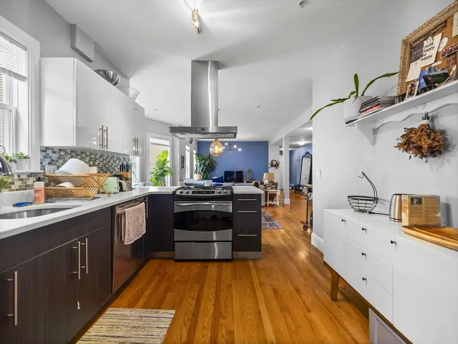 49 Putnam St #1, Somerville, MA 02143 - #2