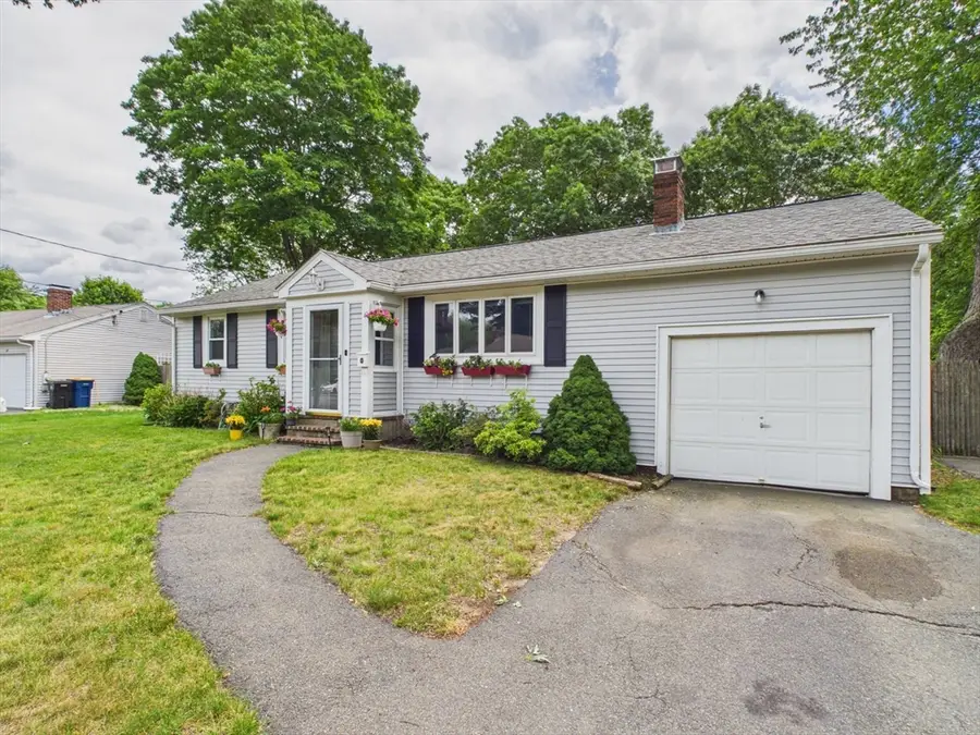 41 Essex Road, Sharon, MA 02067 - #3