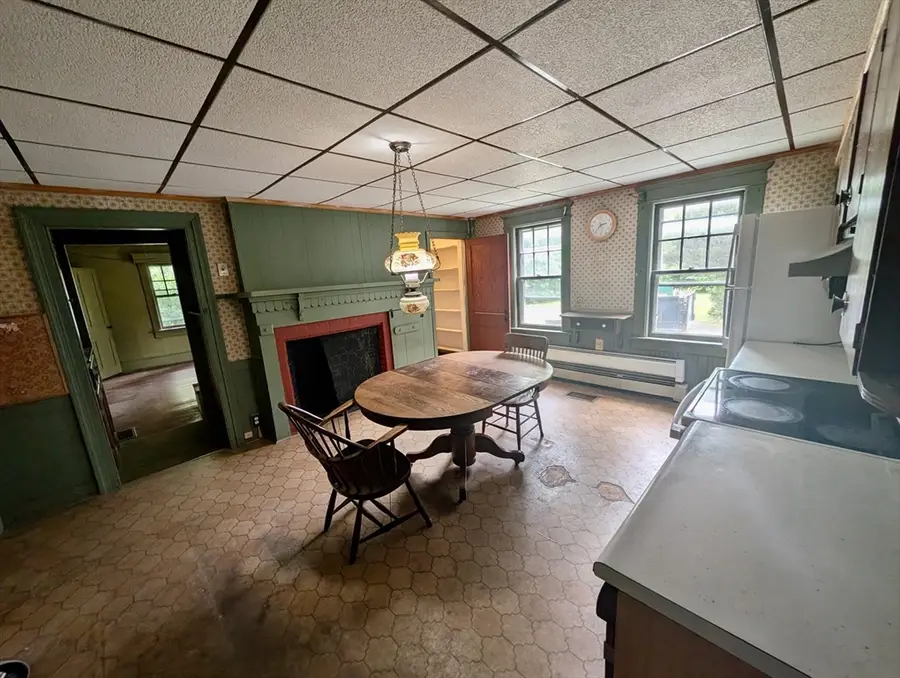 21 South Street, Westfield, MA 01085 - #3