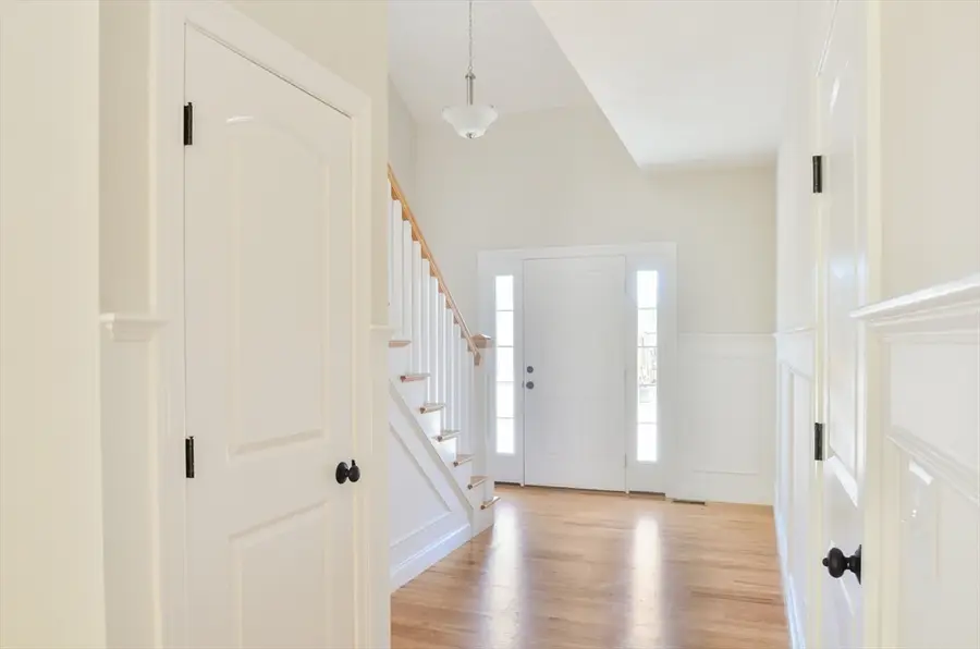 22B Crownshield #22B, Uxbridge, MA 01569 - #3