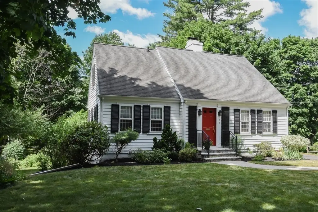 24 Bellevue Road, Stoneham, MA 02180 - #1