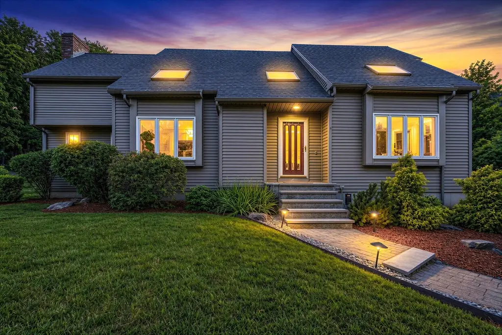 61 Beverly Hill Dr, Shrewsbury, MA 01545 - #1
