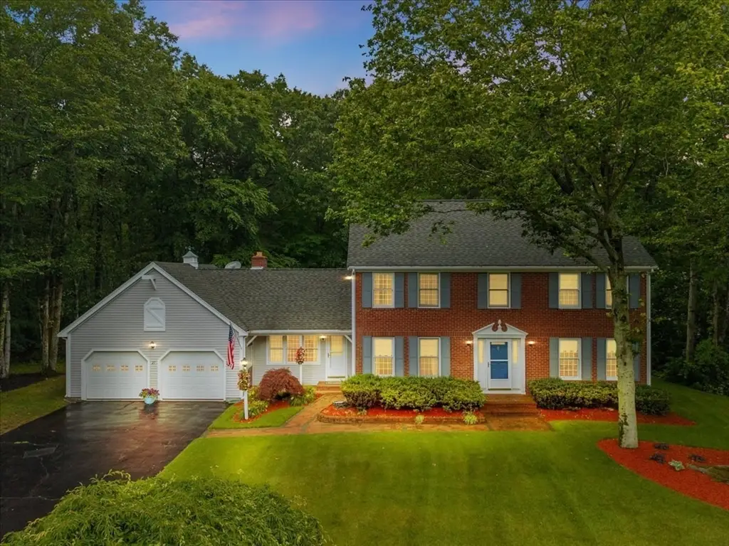 25 Arbor Way, Taunton, MA 02780 - #1