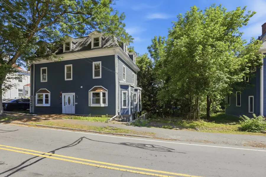 47 Newtonville Ave #3, Newton, MA 02458 - #2
