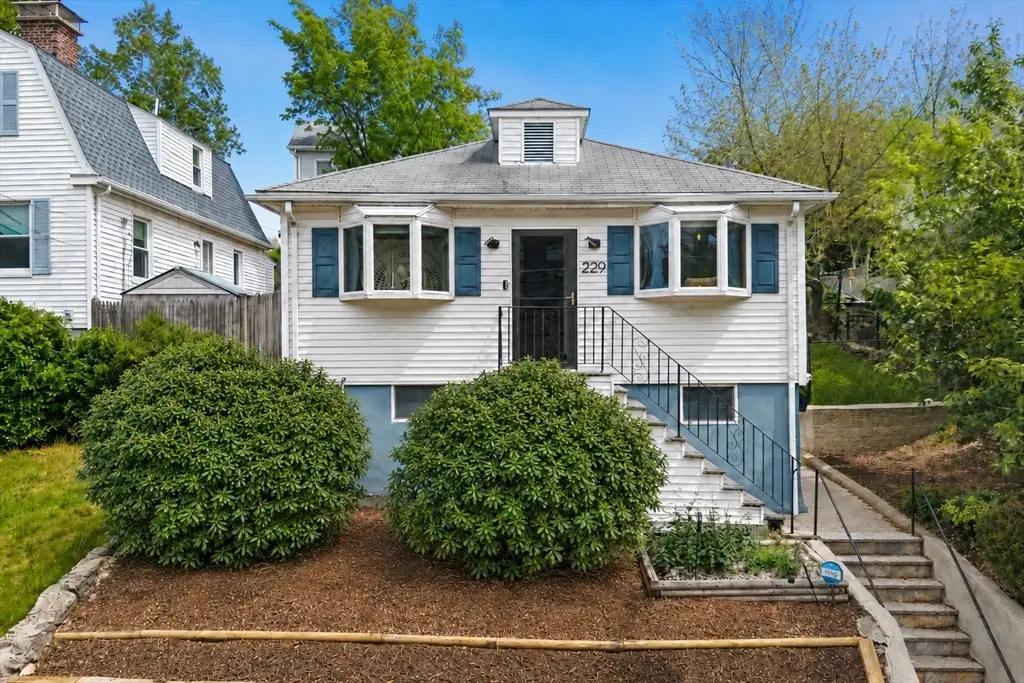 229 Fulton St, Medford, MA 02155 - #1