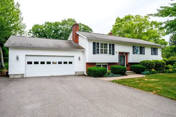 9 Crystal Ave, Leominster, MA 01453