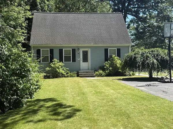98 Indian Run Rd, Bellingham, MA 02019