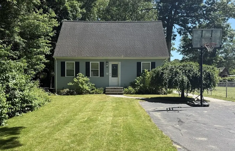98 Indian Run Rd, Bellingham, MA 02019 - #2
