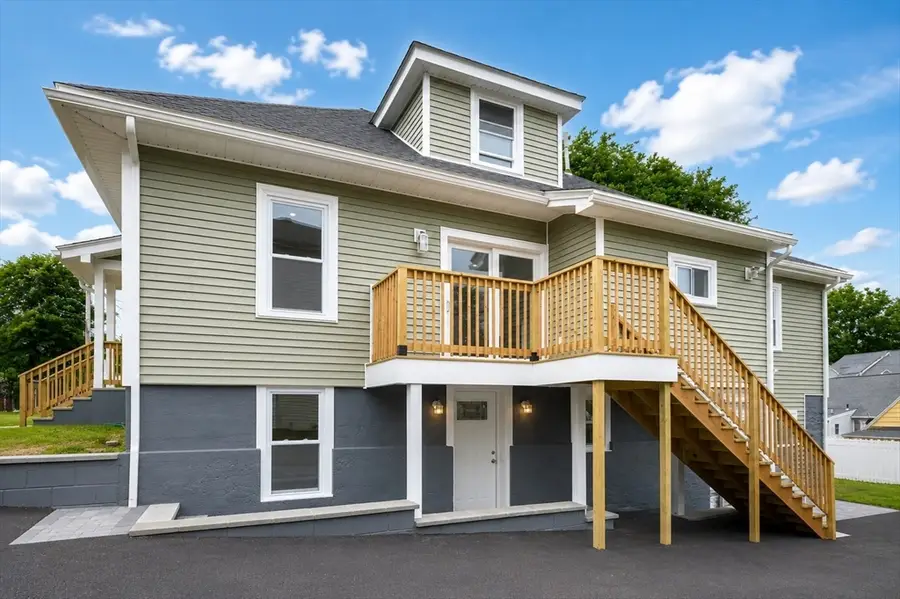 71 Henshaw St, Worcester, MA 01603 - #3
