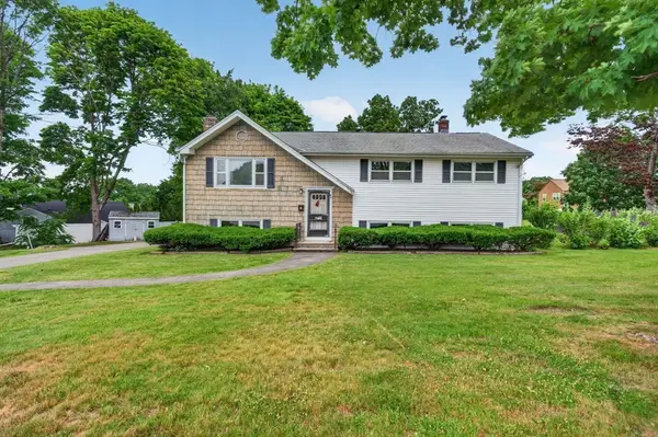 64 Sylvan Ter, North Andover, MA 01845