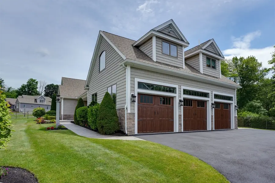40 Frasier Ln, Tewksbury, MA 01876 - #2
