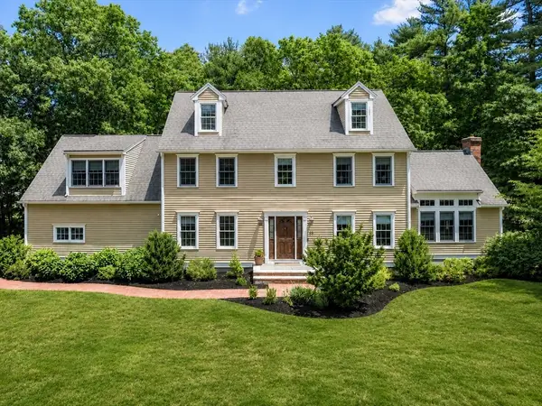 20 Lewis Farm Rd, Duxbury, MA 02332