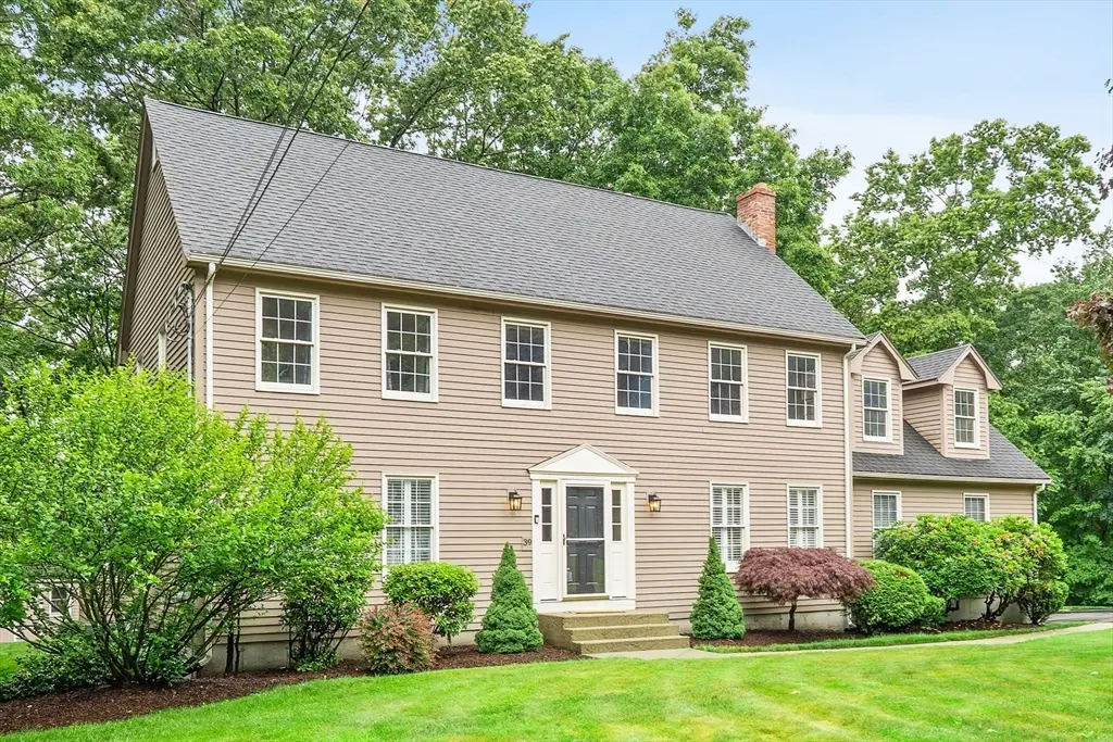 39 Jackson Cir, Franklin, MA 02038 - #1