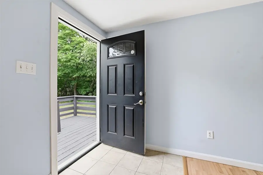 135 Bedford St, Lakeville, MA 02347 - #3