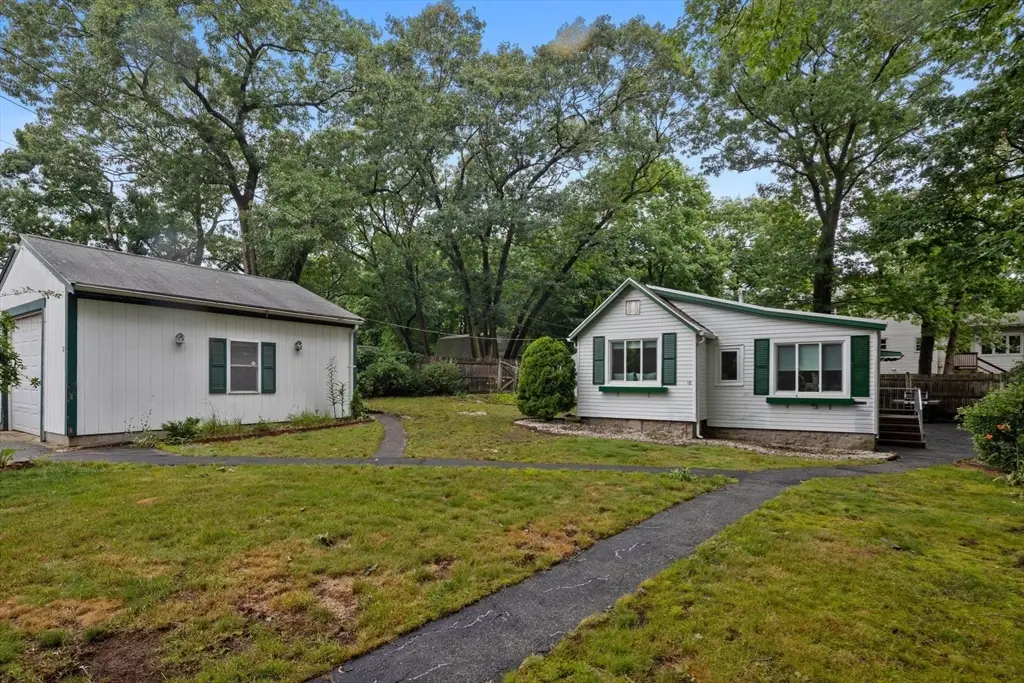 18 Bailey St, Medford, MA 02155 - #1
