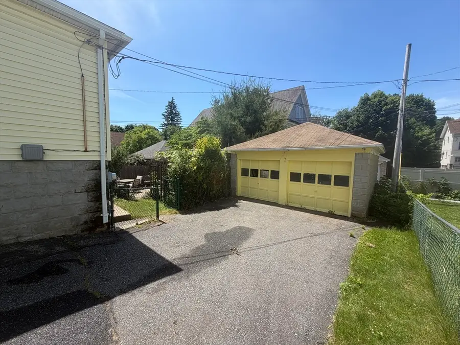 454 Chandler St, Worcester, MA 01602 - #2