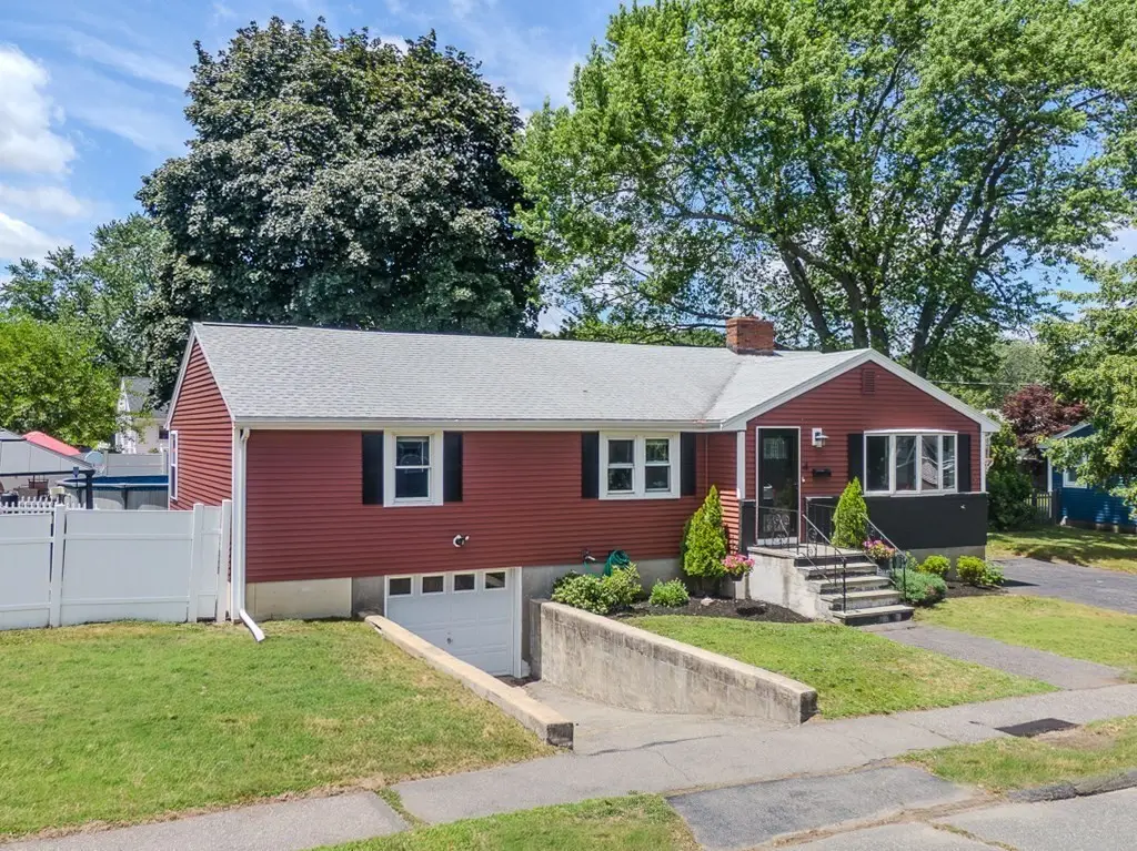 4 Will Sawyer St, Peabody, MA 01960 - #1