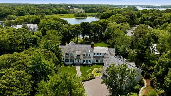 375 Baxters Neck Rd, Barnstable, MA 02648