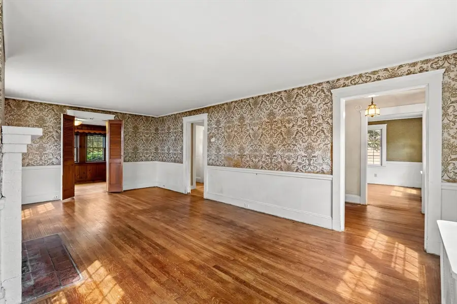 60 Linden Rd, Melrose, MA 02176 - #3