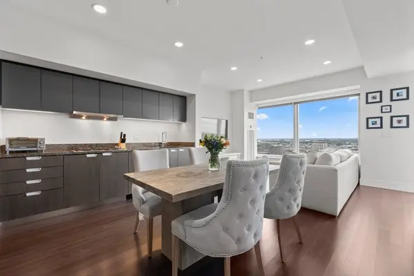 110 Stuart Street #26J, Boston, MA 02116