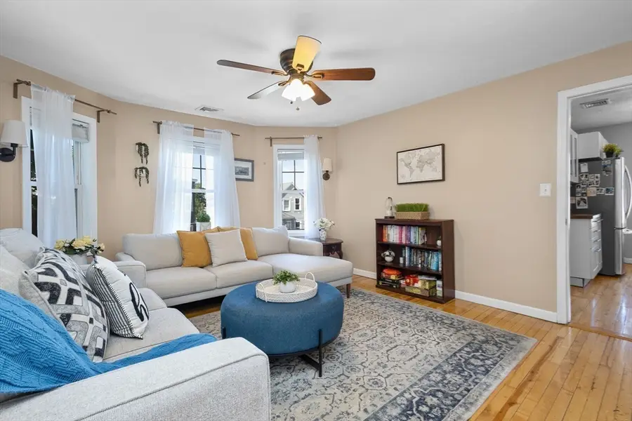 35 Austin St #3, Norwood, MA 02062 - #2