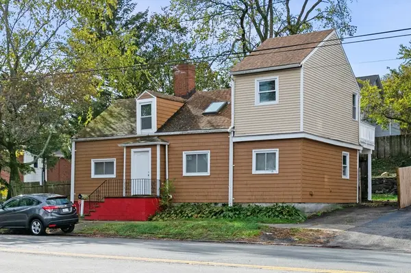 145 Boston St, Salem, MA 01970