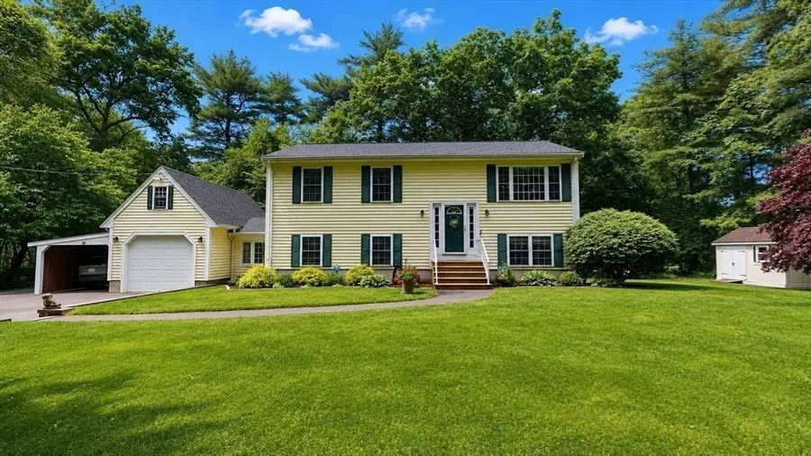 233 Tispaquin St, Middleboro, MA 02346 - #3