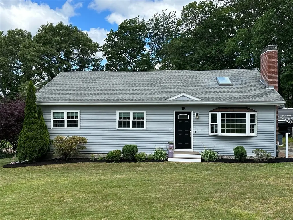 15 Mcintosh Rd, Chelmsford, MA 01824 - #1