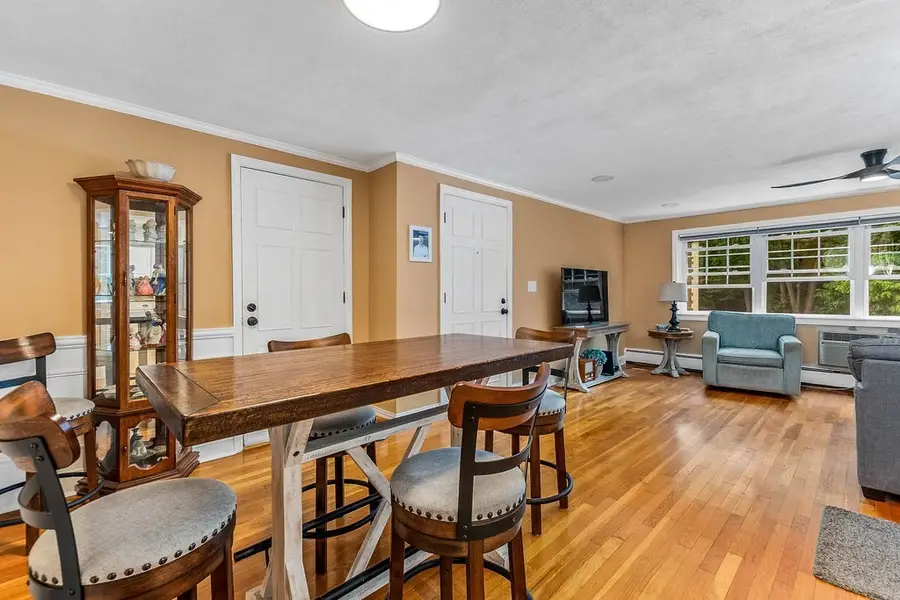 11 Cass St #4, Boston, MA 02132 - #3