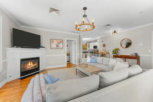 601-611 E Broadway #301, Boston, MA 02127