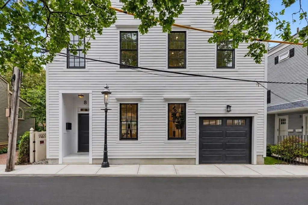 8 Lawrence St, Boston, MA 02129 - #1