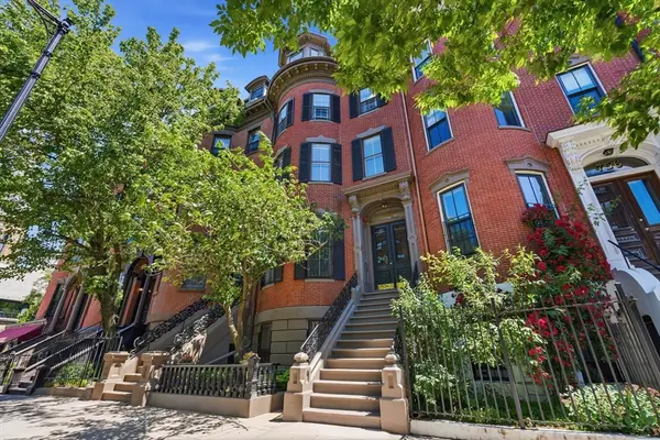 754 Tremont St #4, Boston, MA 02118