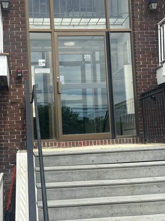 270 East Haverhill St. #11, Lawrence, MA 01841