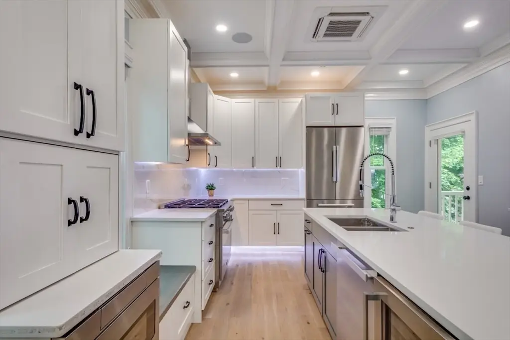 74-76 Dana St #3, Cambridge, MA 02138 - #1