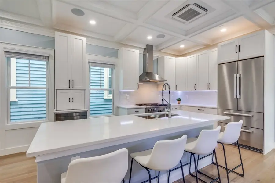 74-76 Dana St #3, Cambridge, MA 02138 - #3