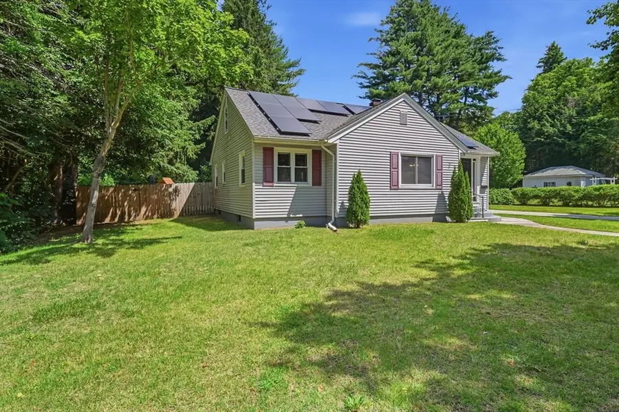 18 Wright Street, Palmer, MA 01069 - #3