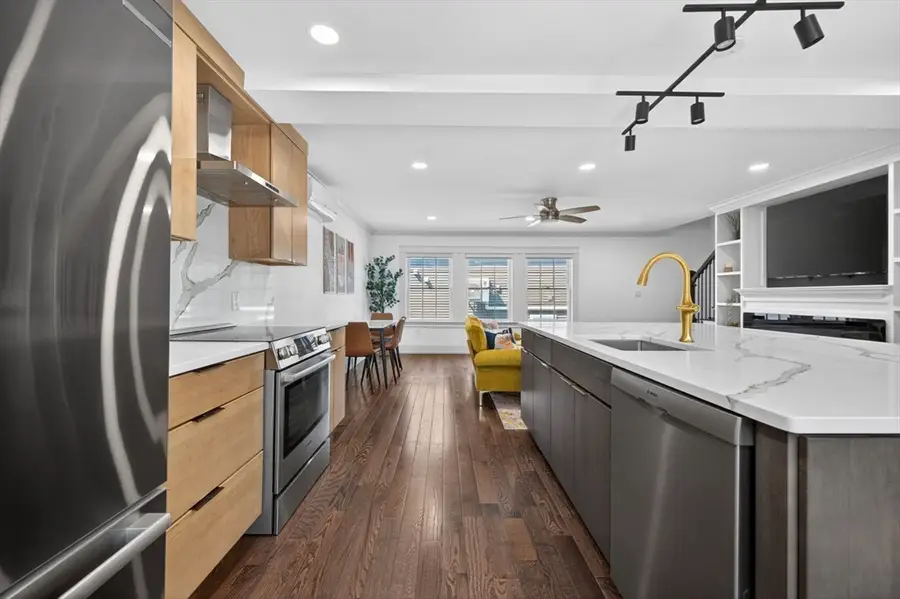 10 Osborne #B, Salem, MA 01970 - #3