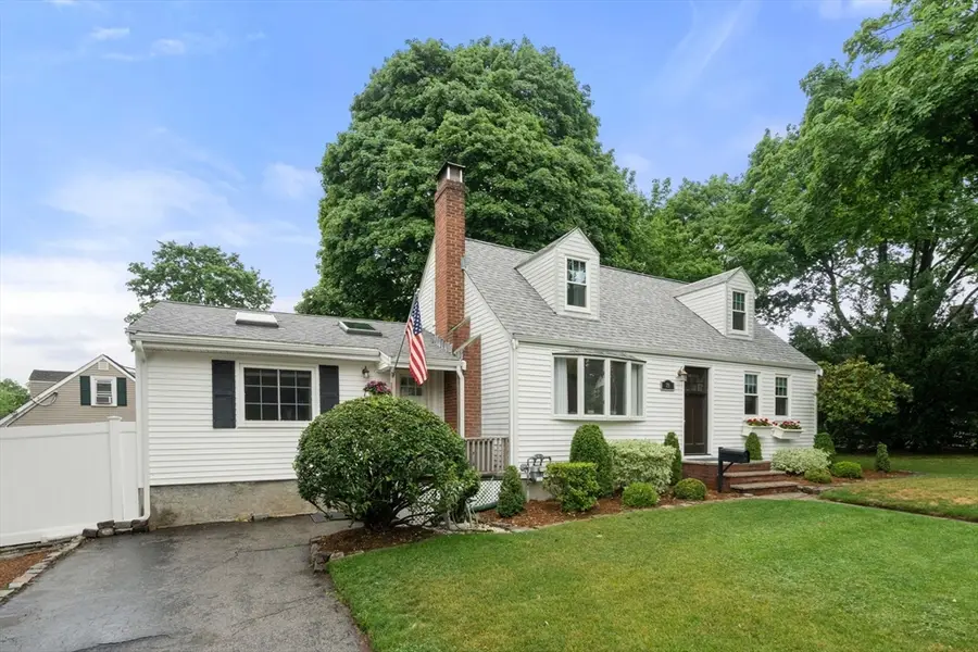 29 Laurel Road, Norwood, MA 02062 - #2