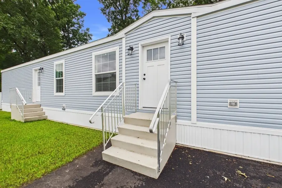 2 Fourth Ave., Ware, MA 01082 - #2