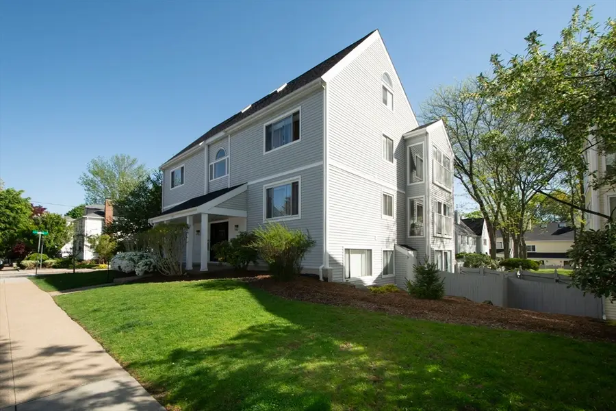 297 Temple Street #21, Boston, MA 02132 - #3