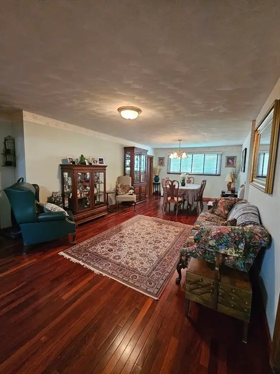 90 Alvarado, Worcester, MA 01604 - #3