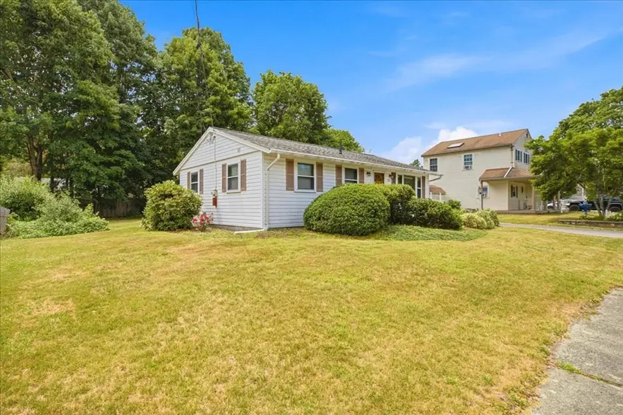 20 Pine Hill Ter, Rockland, MA 02370 - #3