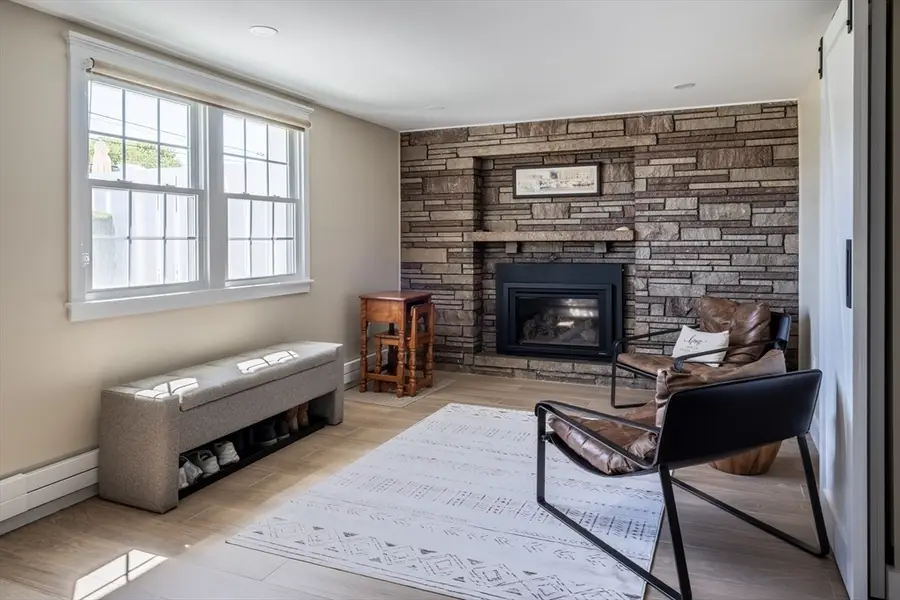 85 Farm Street, Wakefield, MA 01880 - #3