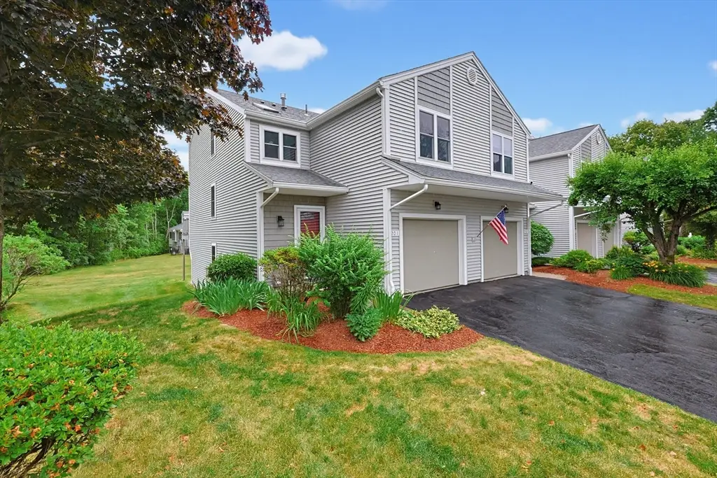 201 Treasure Island Rd #201, Webster, MA 01570 - #1