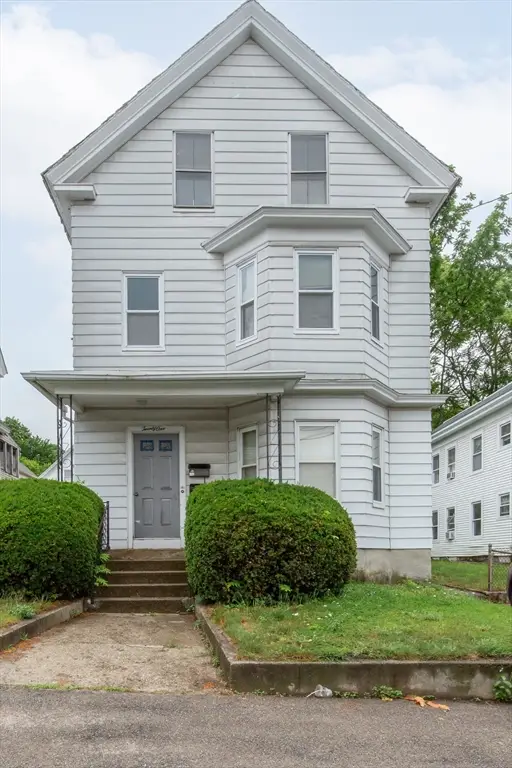 21 Myrtle St, Lowell, MA 01850 - #2