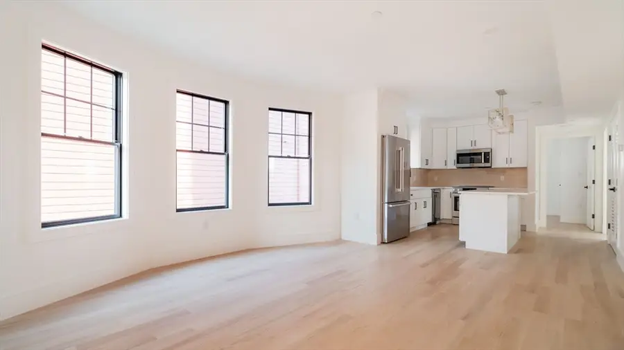 387 Norfolk St, Cambridge, MA 02139 - #3