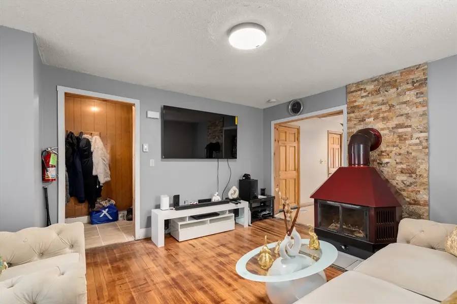 24 Hathaway St, Lynn, MA 01905 - #2