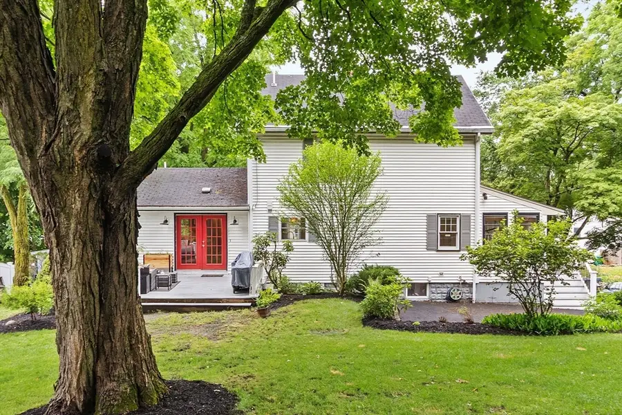 7 Intervale St, Woburn, MA 01801 - #3
